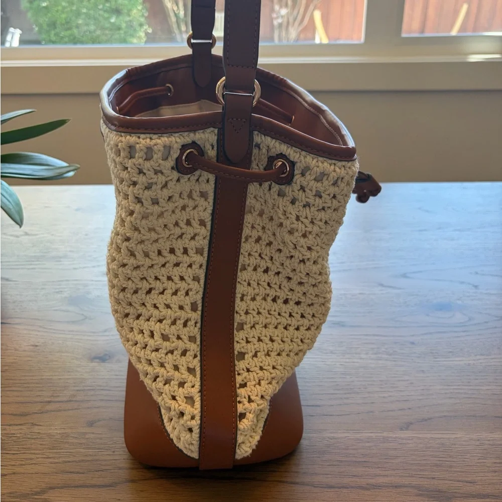 NWOT Tuckernuck Cream Crochet Leather Dakota Bucket Bag - Picture 8 of 11
